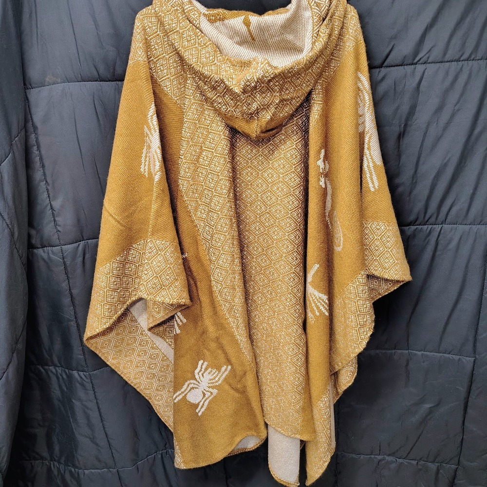 Alpaca wool Hooded Poncho Tassel Aztec pattern all seasons boho hippie XXL Peru - Picture 2 of 7